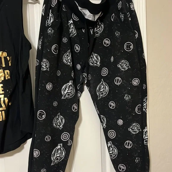 (3 for $30 item) TORRID MARVEL SIZE 3 MARVEL PAJAMA SET AVENGERS TORRID SIZE 3X - Picture 5 of 6